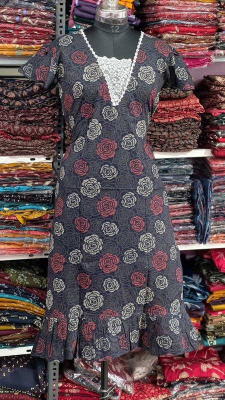 V-neck Lace XXL #10