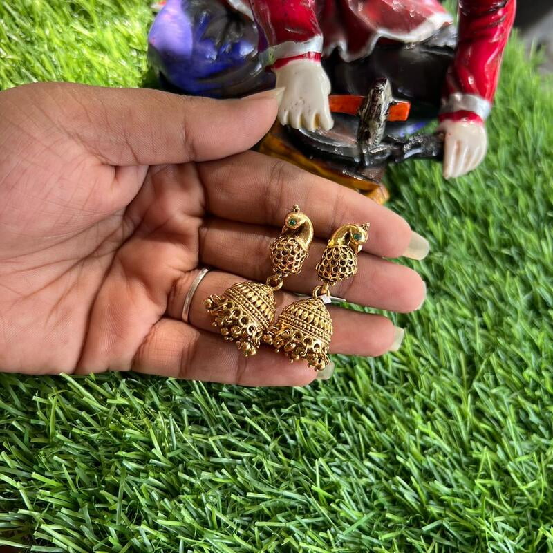 Gold finish Peacock designed Jumuka