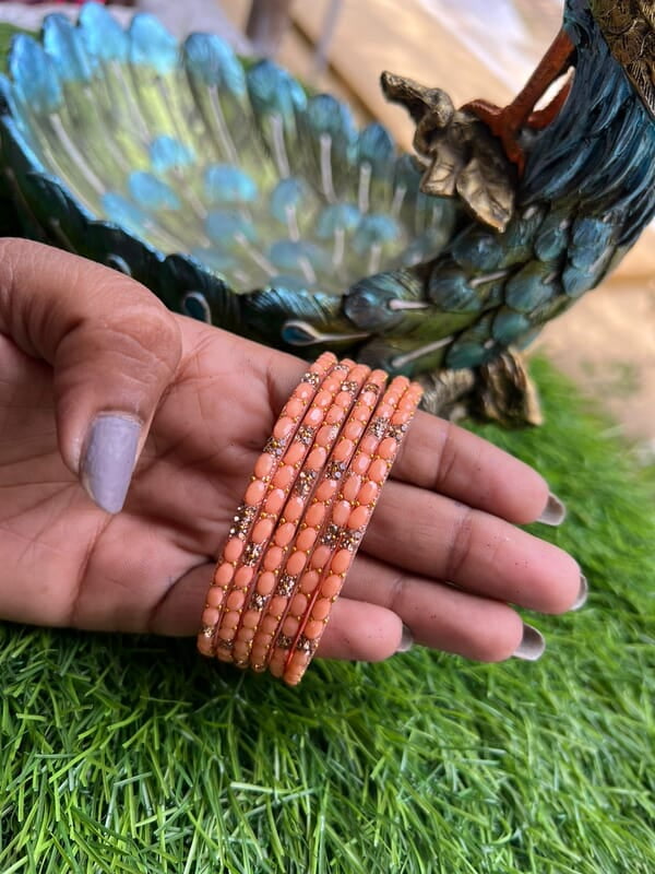 GLASS BANGLE STONE FLOWER DESIGHN LIGHT ORANGE