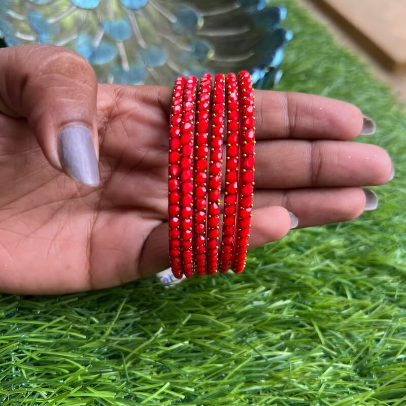 GLASS BANGLE DROP DESIGHN RED