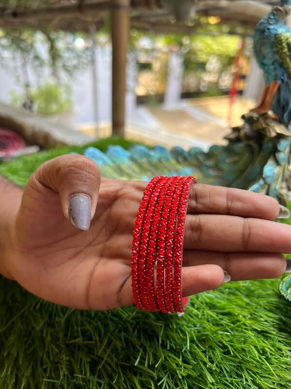 GLASS BANGLE ZIG ZAG ORANGE COLOUR