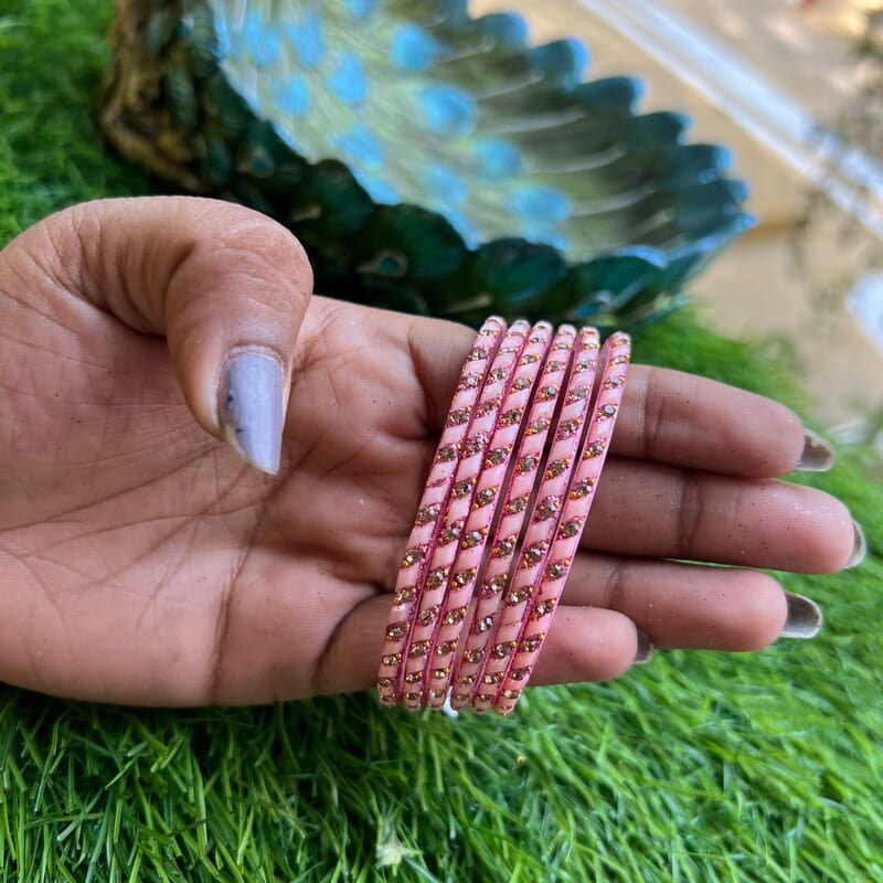 GLASS BANGLE TRENDY BABY PINK