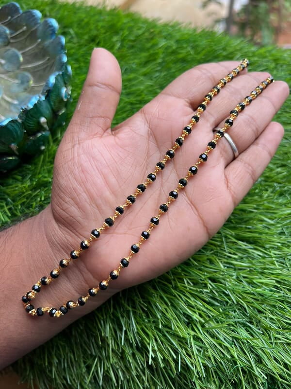 BLACK CRYSTAL DESIGN IN 30"