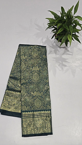 Brocket Self Saree (id 6003)