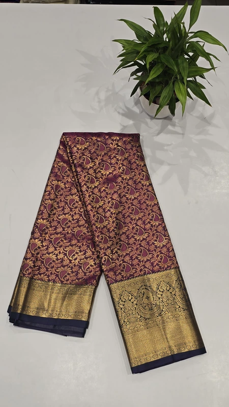 Brocket Self Saree (id 6004)