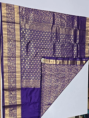 Brocket Self Saree (id 6016)