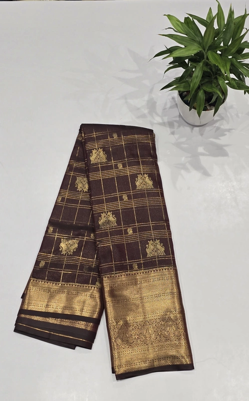 Brocket Self Saree (id 6012)