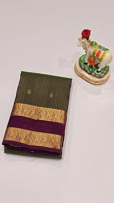 Pure Kanchi Pattu Silk (id 8011)