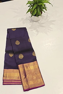 Pure Kanchi Pattu Silk ( id 8013)