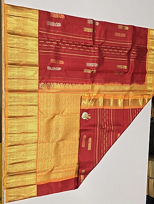 Pure Kanchi Pattu Silk (id 8018)