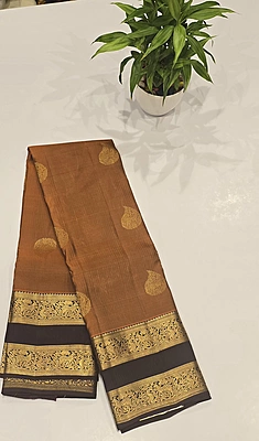 Pure Kanchi Pattu Silk (id 8023)