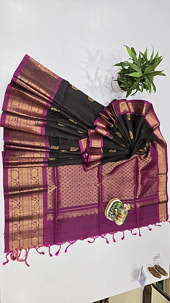 Pure Kanchi Kuppadam Handloom Silk with Silk Mark (id 10002)