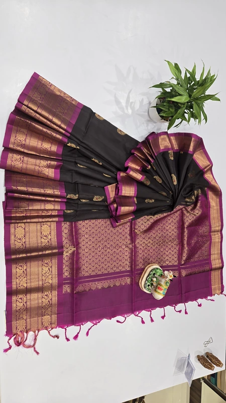 Pure Kanchi Kuppadam Handloom Silk with Silk Mark (id 10002)
