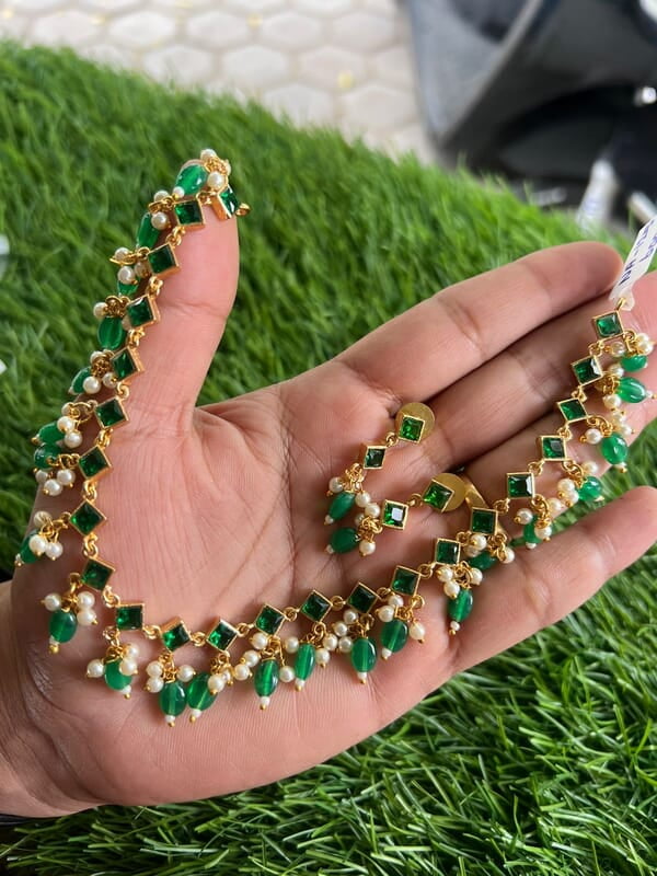 Unique square shape kundan bead neckpeace