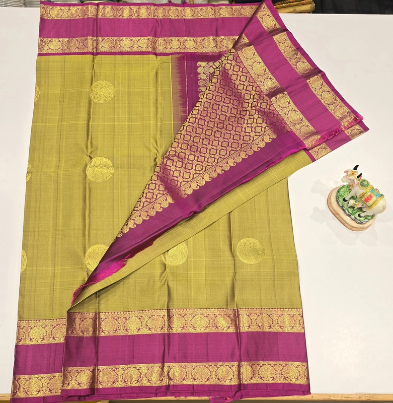 Pure Kanchi Pattu Handloom Silk with Silk Mark (id 11002)