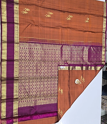 Pure Kanchi Saree with 1 grm Gold (id 13000)