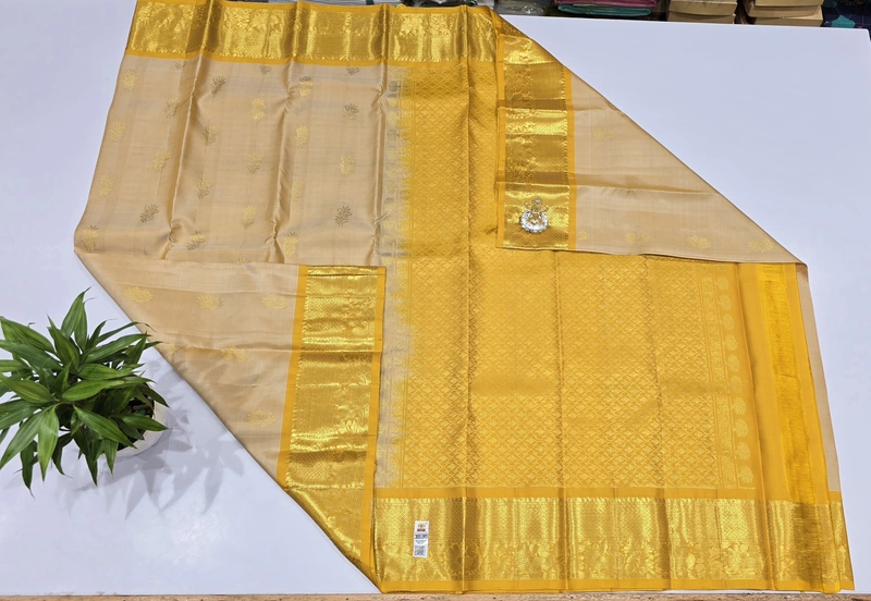 Pure Kuttu Handloom Silk (id 15002)