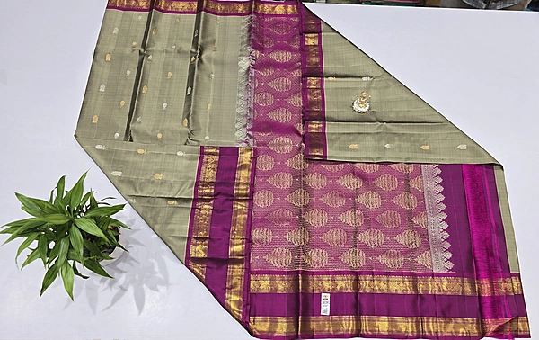 Pure Kuttu Handloom Silk (id 15009)