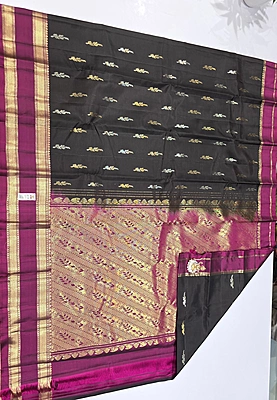 Pure Kuttu Handloom Silk (id 15010)