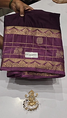 Premium Mona Crape Silk Saree (id 17003)