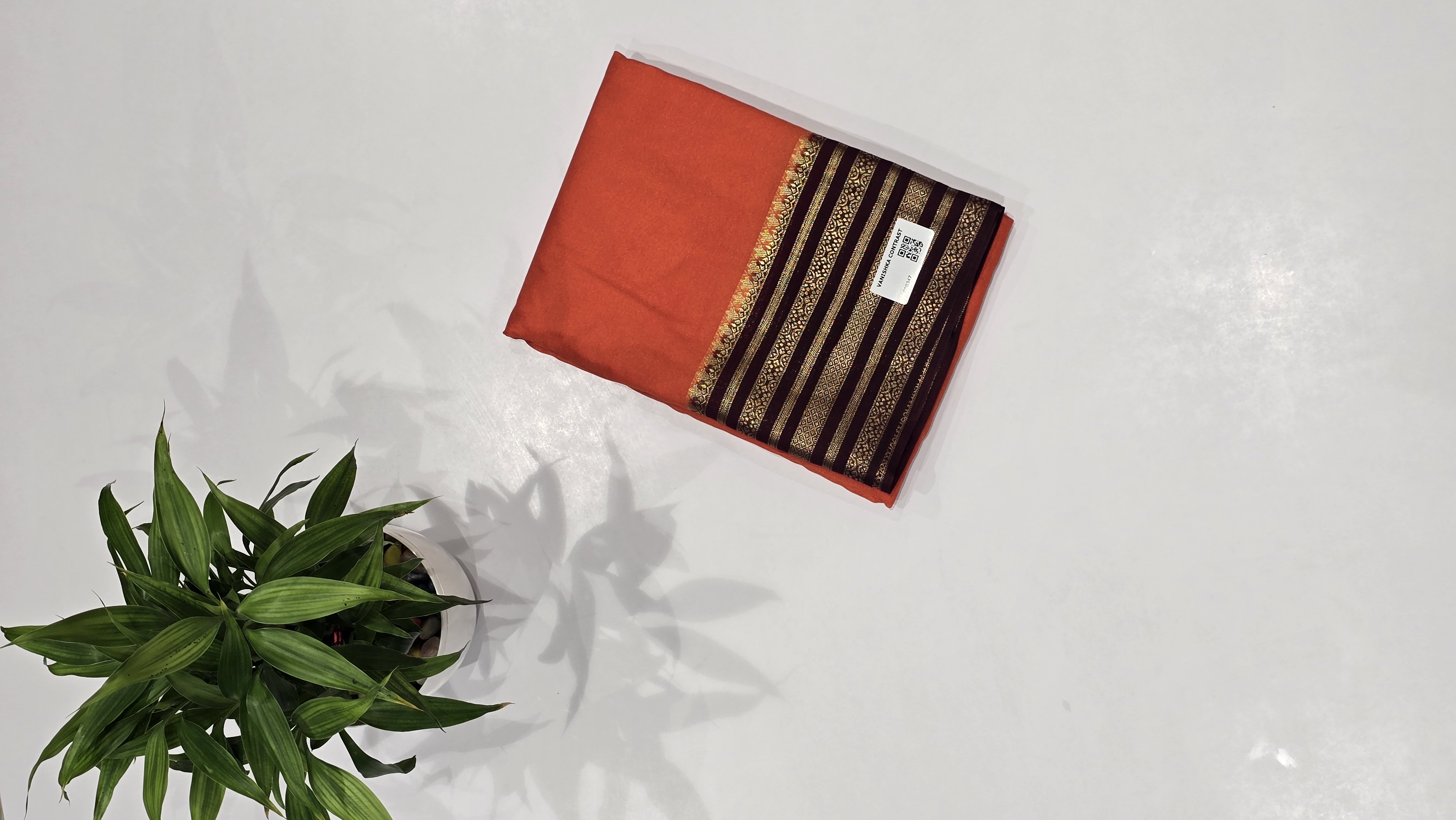 Crape Silk Contrast Saree (id 16032)