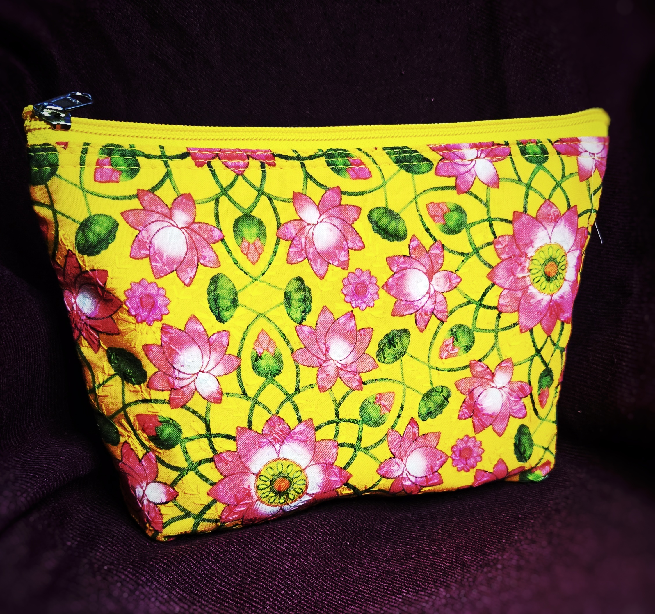 Return gift pouches set of 5