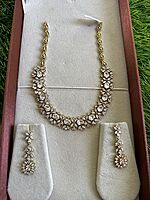 Twinkle choice fancy ad stone with unique design neckpiece