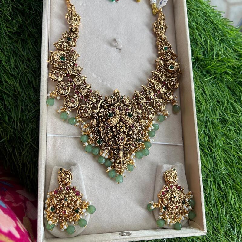 Antique lakshmi design trendy neckset