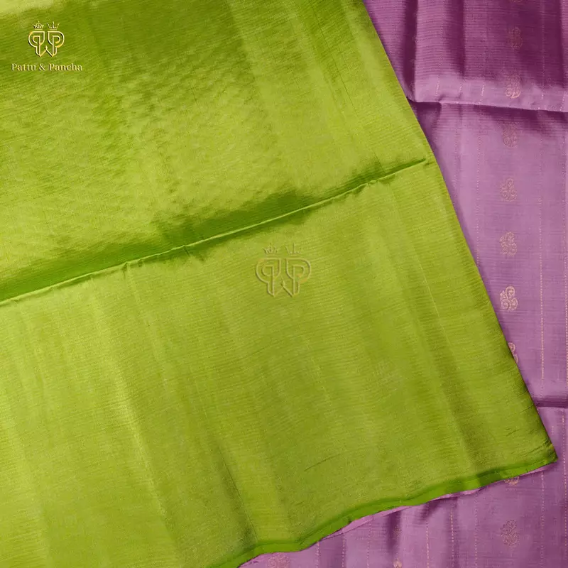 Half Pure Silk Lavender Borderless Saree with Parrot Green Pallu