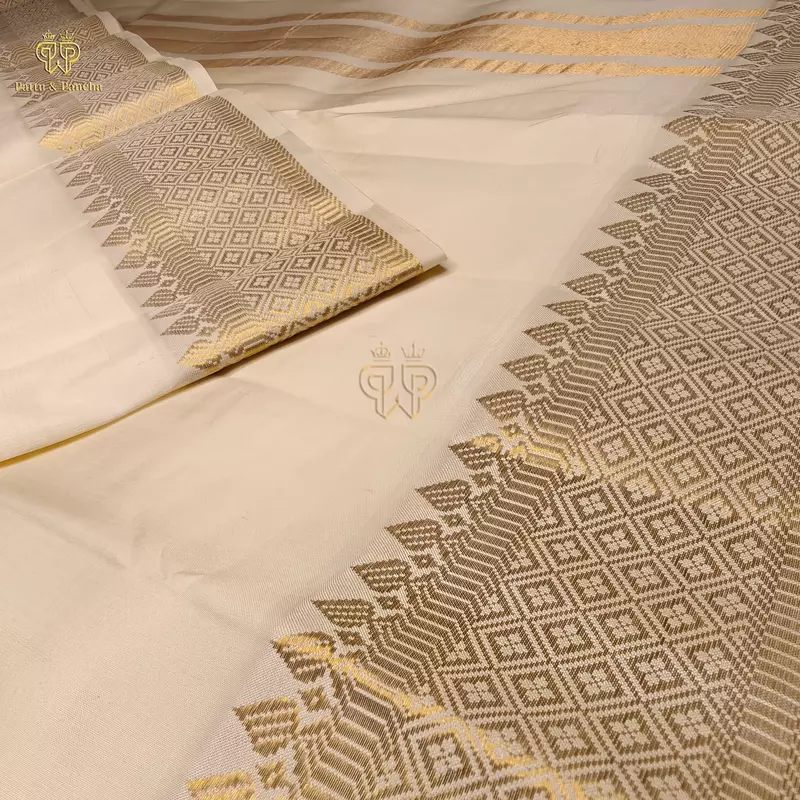 Pure Silk Premium Handloom Panchakacham Cream Dhoti with Traditional Diamond Zari Border