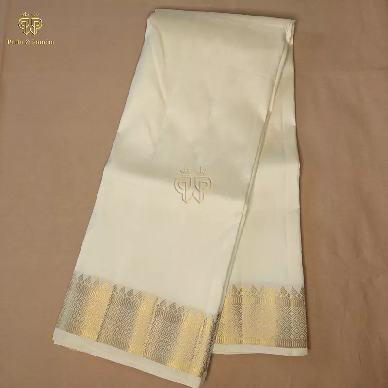 Pure Silk Premium Handloom Panchakacham Cream Dhoti with Traditional Diamond Zari Border