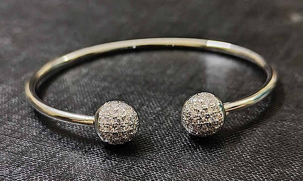 Bracelet Silver Tone Zirconia Round Studded