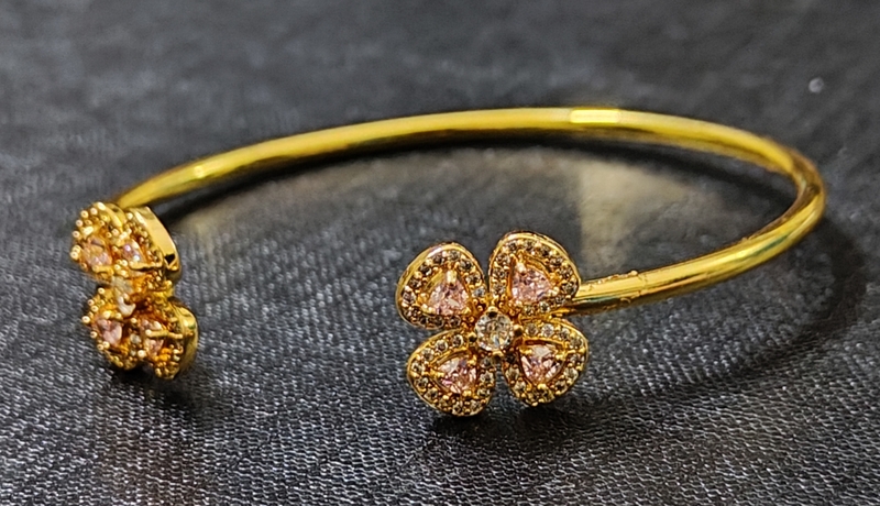 Bracelet Gold Tone Zirconia Pink Petals