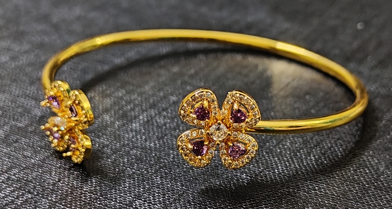 Bracelet Gold Tone Zirconia Lavender Petals
