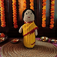 Uttar Pradesh Medium Figurine Uttar Pradesh Medium Figurine