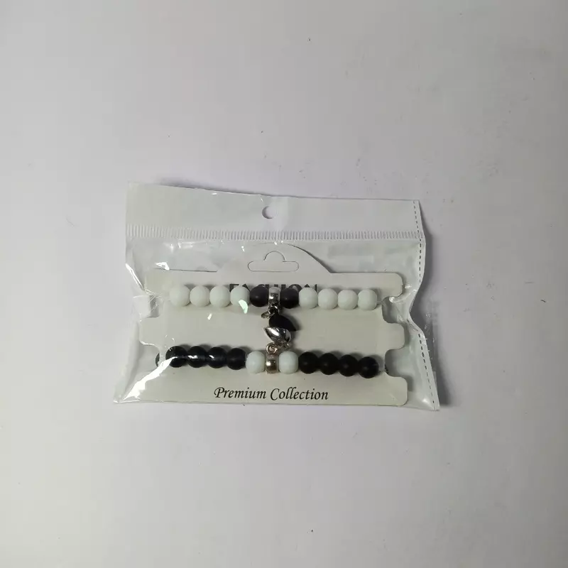 Heart magnet bracelet