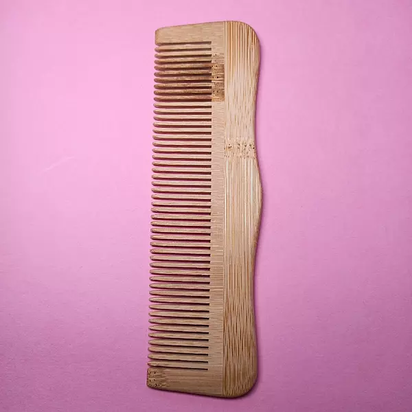 Wooden comb 1