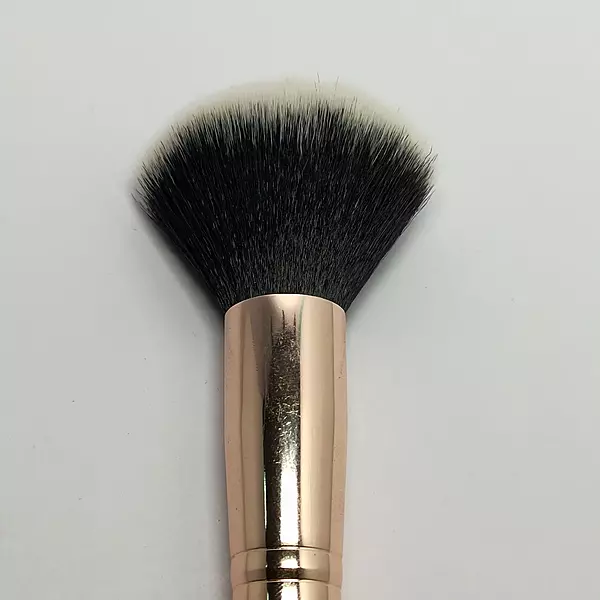 Makeup brush 2 in 1