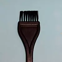 Hair colour brush