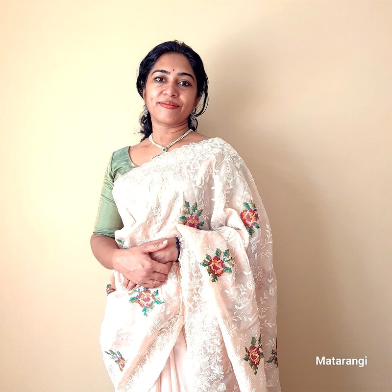 Peach Chiffon Embroidered Saree Peach Chiffon Embroidered Saree