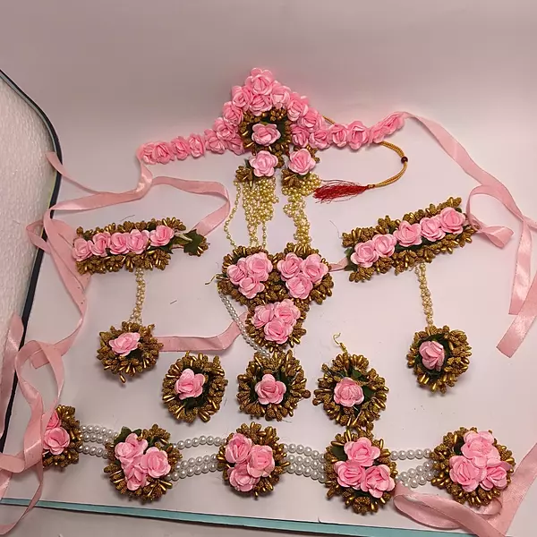 Floral jewellery set