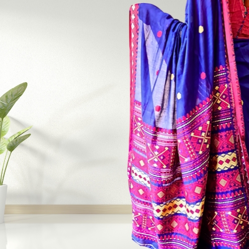 Matarangi Navy Blue Handloom Muslin Cotton Jamdani Saree Matarangi Navy Blue Handloom Muslin Cotton Jamdani Saree