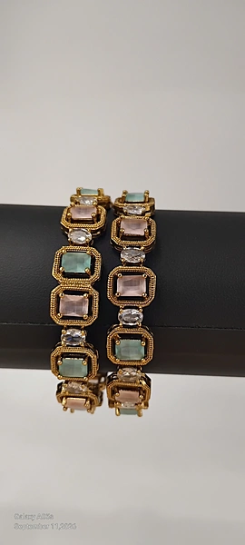 Pastel Green & Pink Mehandi Bangle