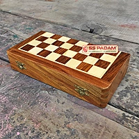Wooden Magnetic Foldable Chess Set