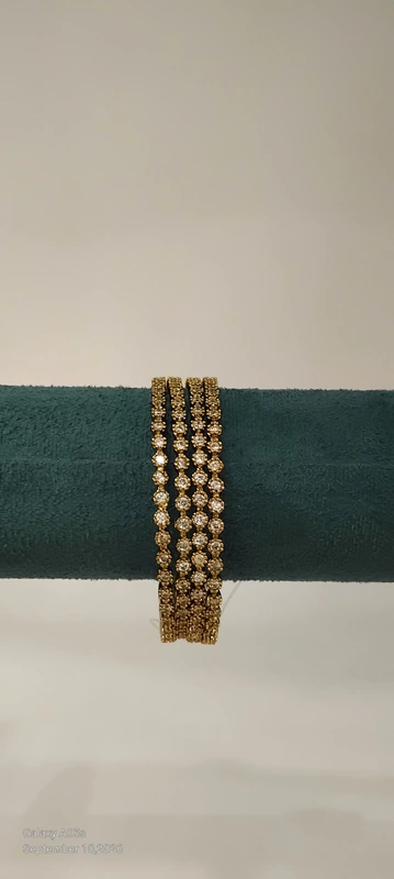 Mehandi AD Stone Bangle