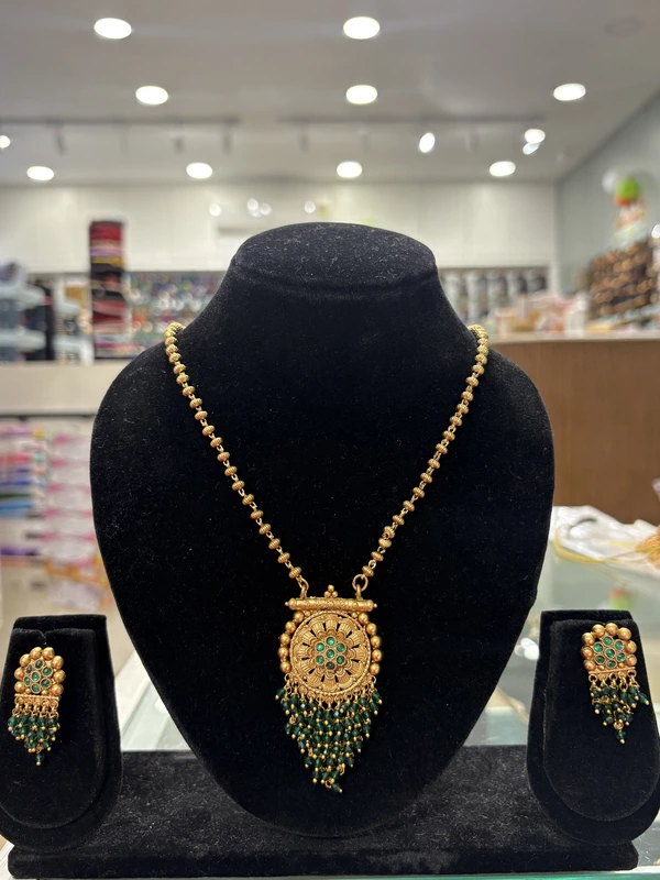 Antique Casual Haaram with matching ear rings