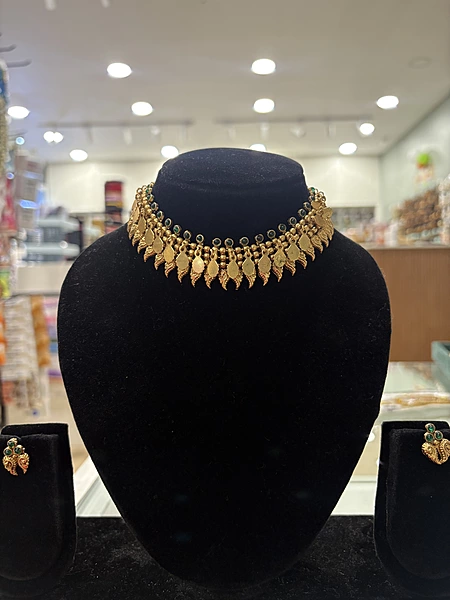 Antique Choker Elakkathaali