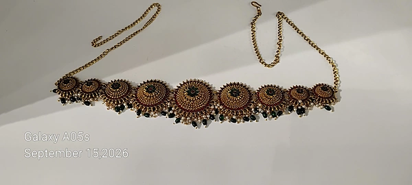 Multicoloured Green Beads Hanging Hip Chain