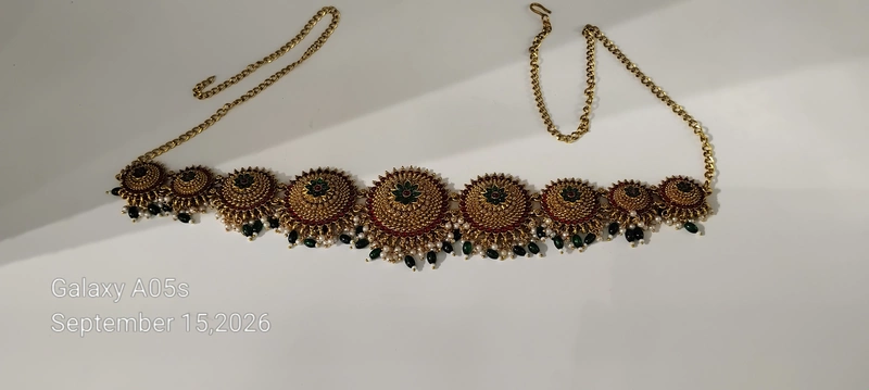 Multicoloured Green Beads Hanging Hip Chain