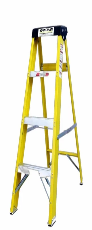 FRP STEP LADDER YOUNGMAN 6 FEET